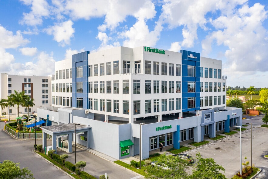 3905 NW 107th Ave, Doral, FL à louer - Photo principale – Image 1 sur 23