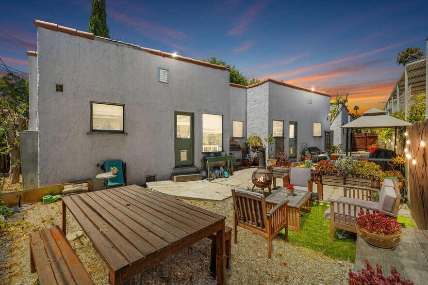 1928 Rosalia Rd, Los Angeles, CA à vendre - Photo de l’immeuble – Image 2 sur 16