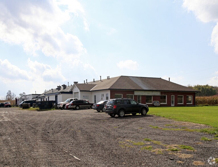 7195 Hwy-9, King, ON à louer - Photo principale – Image 1 sur 5