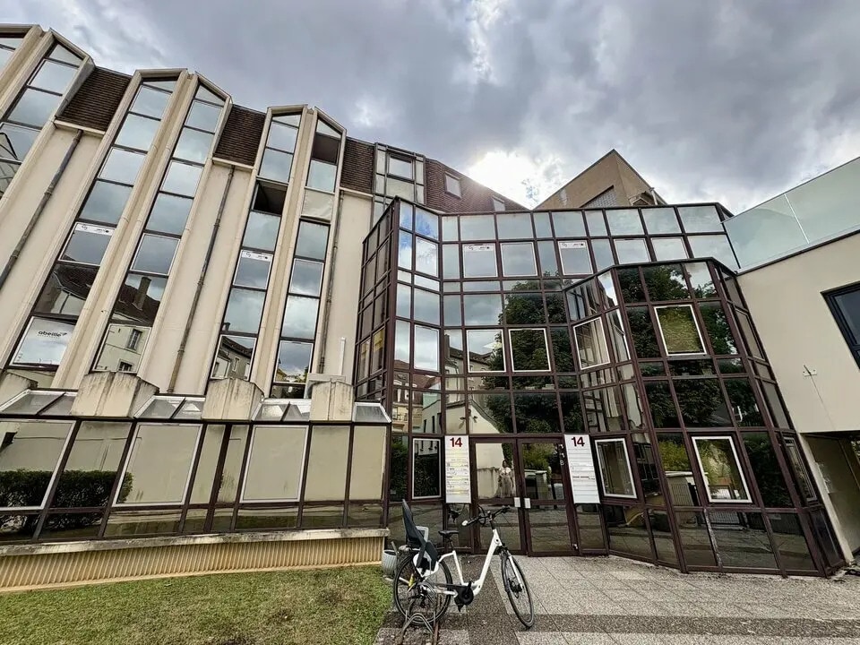 Bureau dans Dijon à louer Photo de l’immeuble– Image 1 sur 6