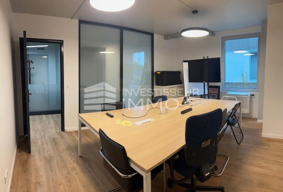 Bureau dans Suresnes à louer Photo intérieure– Image 1 sur 5