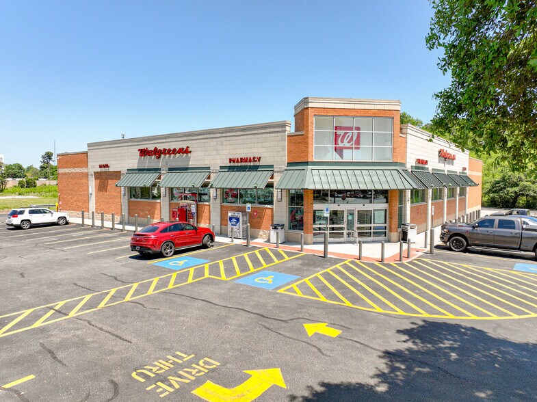1537 Charleston Hwy, West Columbia, SC à louer - Photo de l’immeuble – Image 3 sur 15