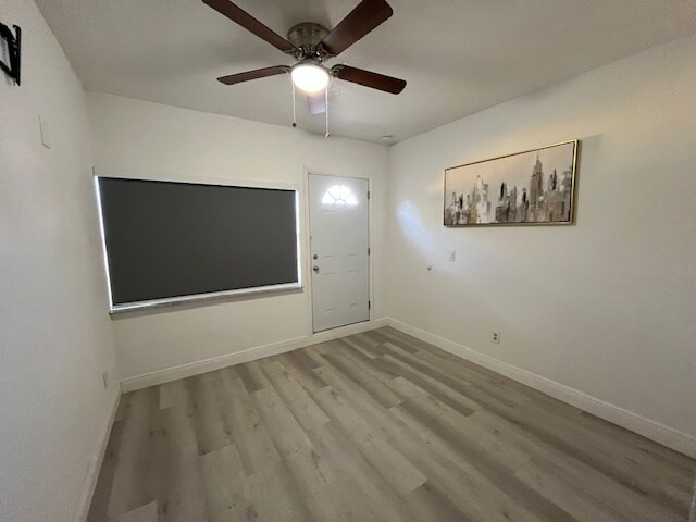 6708 N Armenia Ave, Tampa, FL à vendre - Photo intérieure – Image 3 sur 12