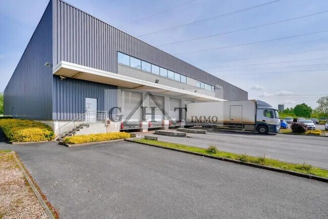 Plus de détails pour Industriel/Logistique à louer