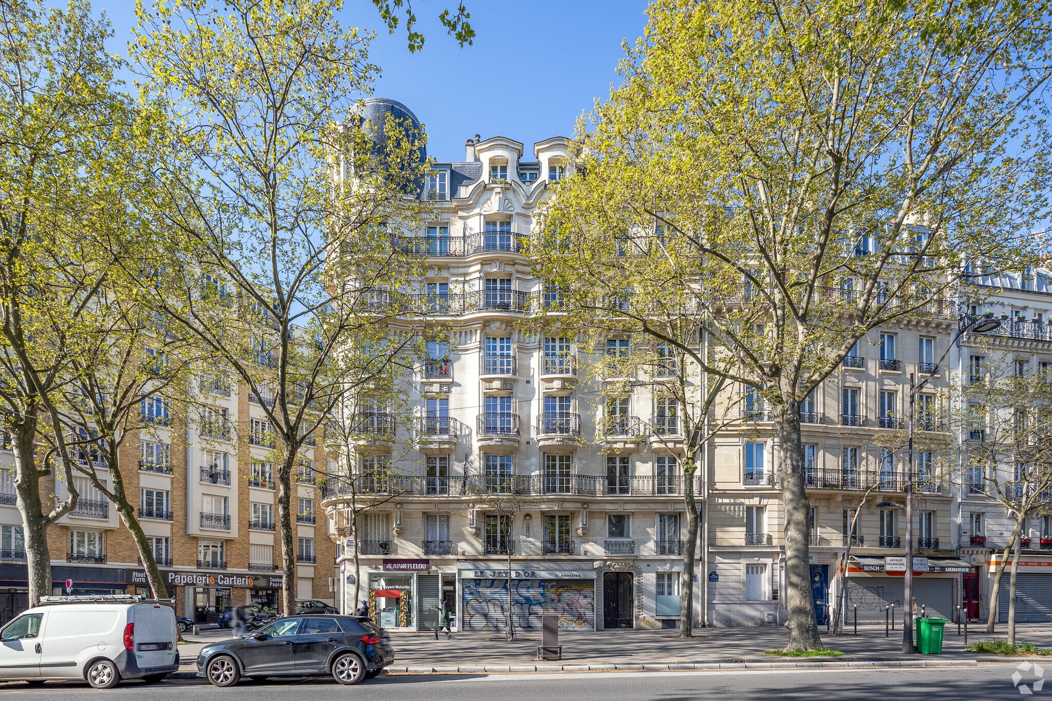 176 Avenue Daumesnil, Paris à louer Photo principale– Image 1 sur 4