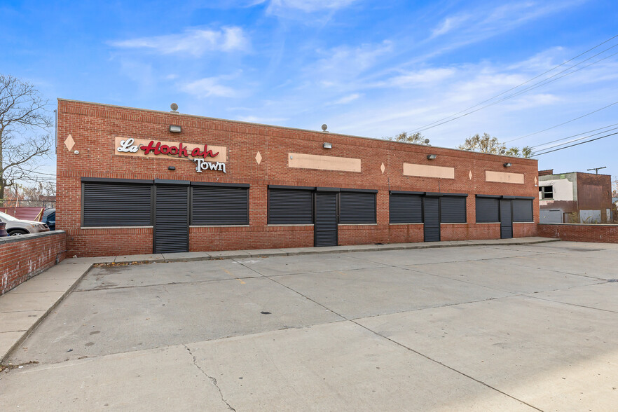 3959-3971 W Vernor Hwy, Detroit, MI à louer - Photo de l’immeuble – Image 2 sur 11