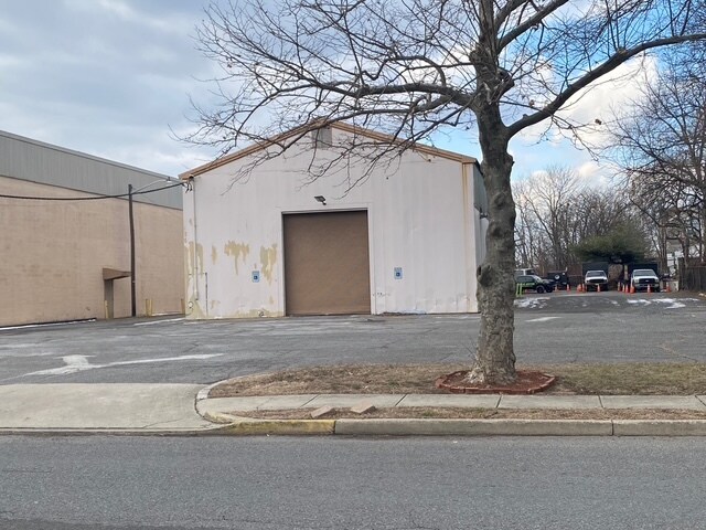 61 Whittaker St, Riverside, NJ à vendre - Photo de l’immeuble – Image 3 sur 30