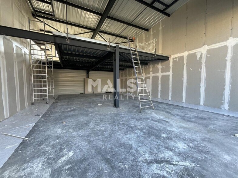 Local commercial dans Limas à louer - Photo de l’immeuble – Image 3 sur 14