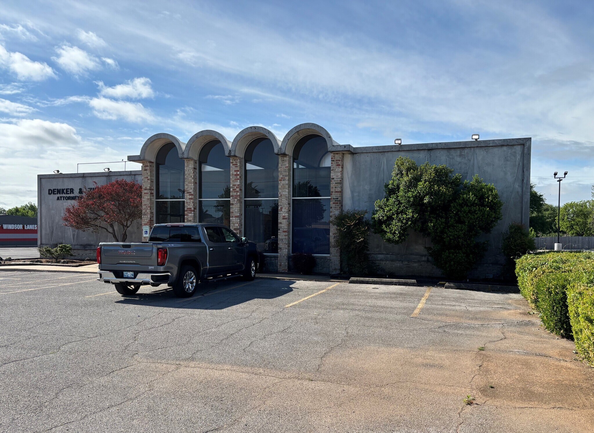 4700 NW 23rd St, Oklahoma City, OK à louer Photo principale– Image 1 sur 8