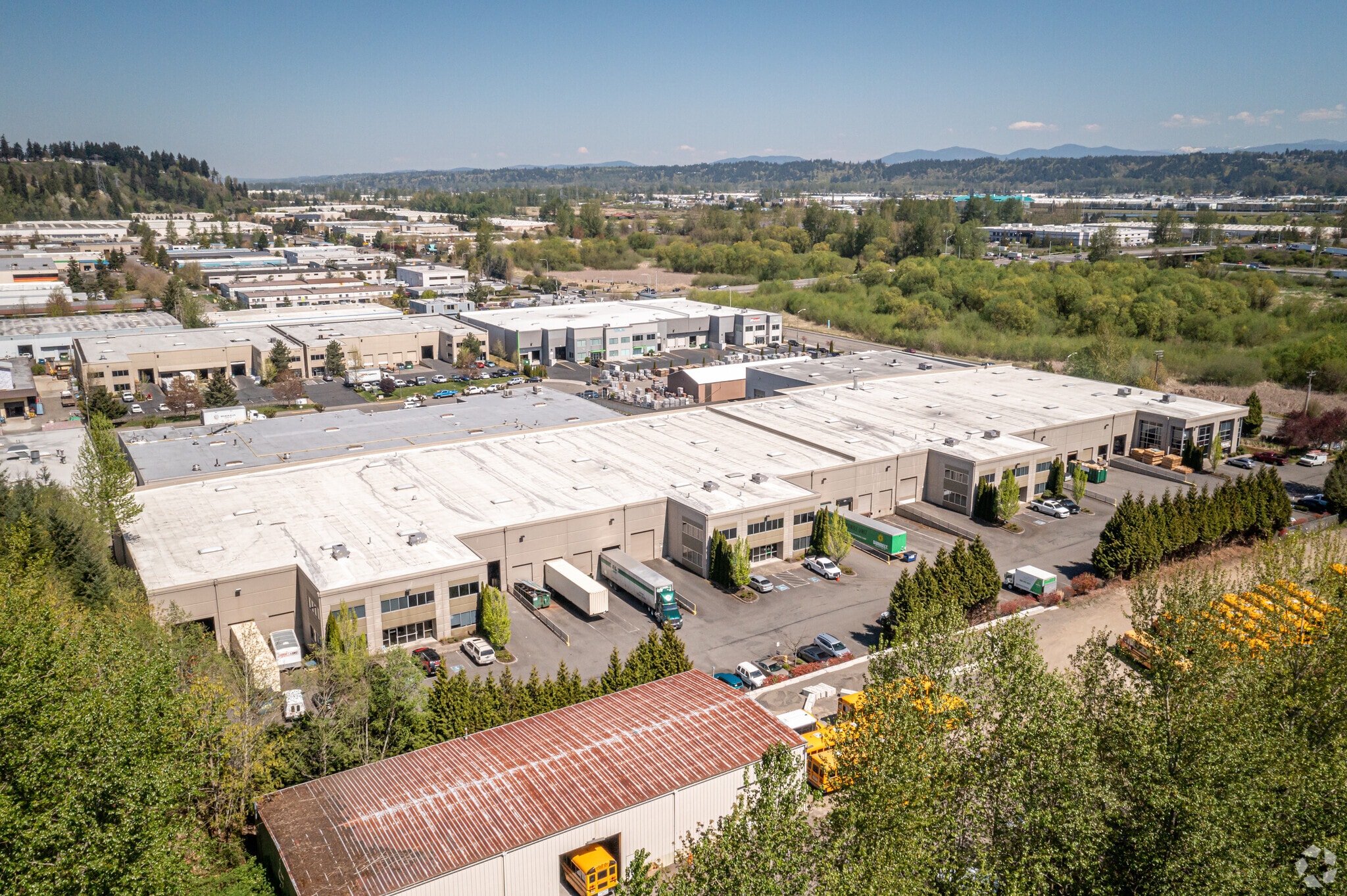 1307 W Valley Hwy N, Auburn, WA à louer Aérien– Image 1 sur 7