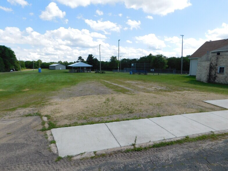 260 Main St, Wilson, WI à vendre - Autre – Image 2 sur 10