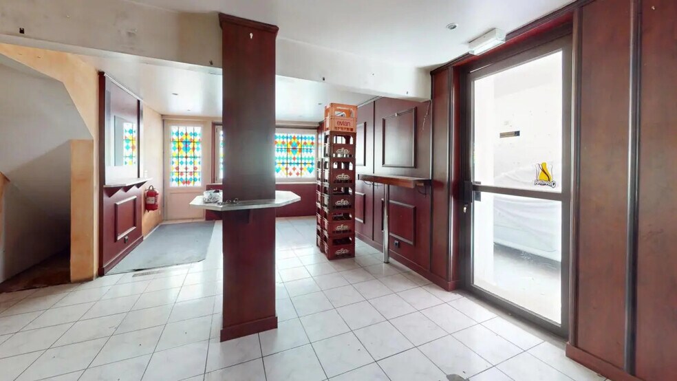 2 Rue Ernest Et Paul Picard, Le Mesnil-Saint-Denis à vendre - Photo de l’immeuble – Image 2 sur 13