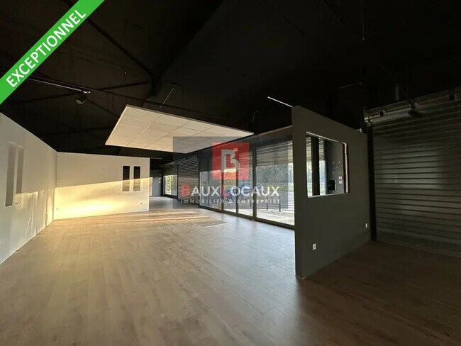 Plus de détails pour Local commercial à louer