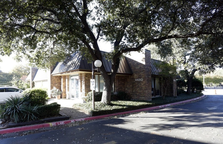 1420 N MacArthur Blvd, Irving, TX à vendre - Photo principale – Image 1 sur 5