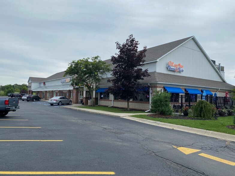 9430-9444 Lapeer Rd, Davison, MI à louer - Photo de l’immeuble – Image 2 sur 3