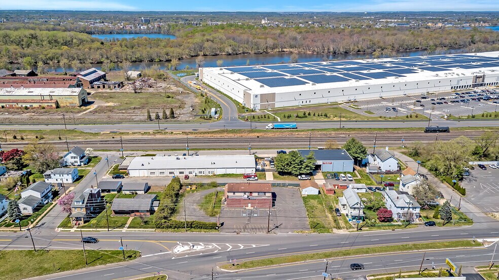 1137 Bordentown Rd, Burlington, NJ à vendre - Photo de l’immeuble – Image 2 sur 25