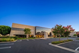 Plus de détails pour 1501 E Orangethorpe Ave, Fullerton, CA - Bureau à louer