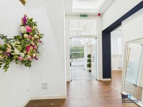 1153 Carmarthen Rd, Swansea à louer Photo intérieure– Image 2 sur 14