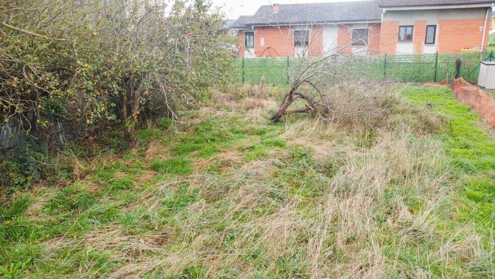 Calle Fuentespino, S/N, Siero, Asturias à vendre - Photo de l’immeuble – Image 1 sur 27