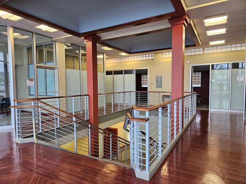 2416 Pennsylvania Ave, Weirton, WV à louer - Photo intérieure – Image 3 sur 32