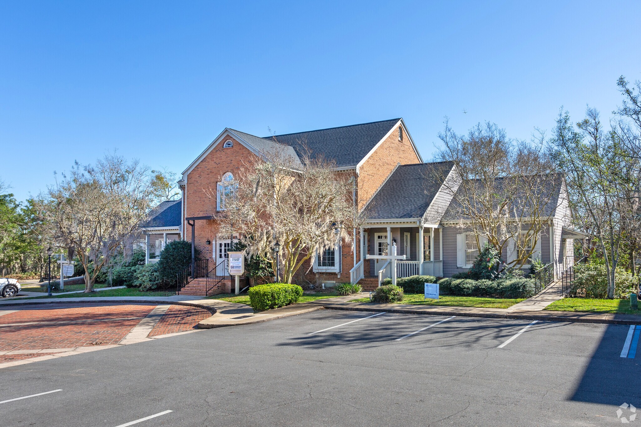 3375 Capital Cir NE, Tallahassee, FL à louer Photo principale– Image 1 sur 6