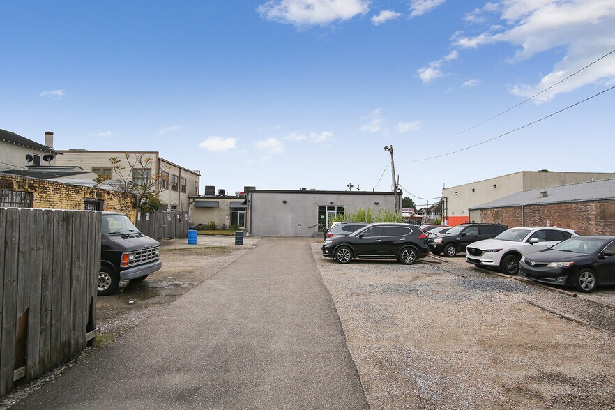 2721-2723 S Broad St, New Orleans, LA à vendre - Photo de l’immeuble – Image 3 sur 16