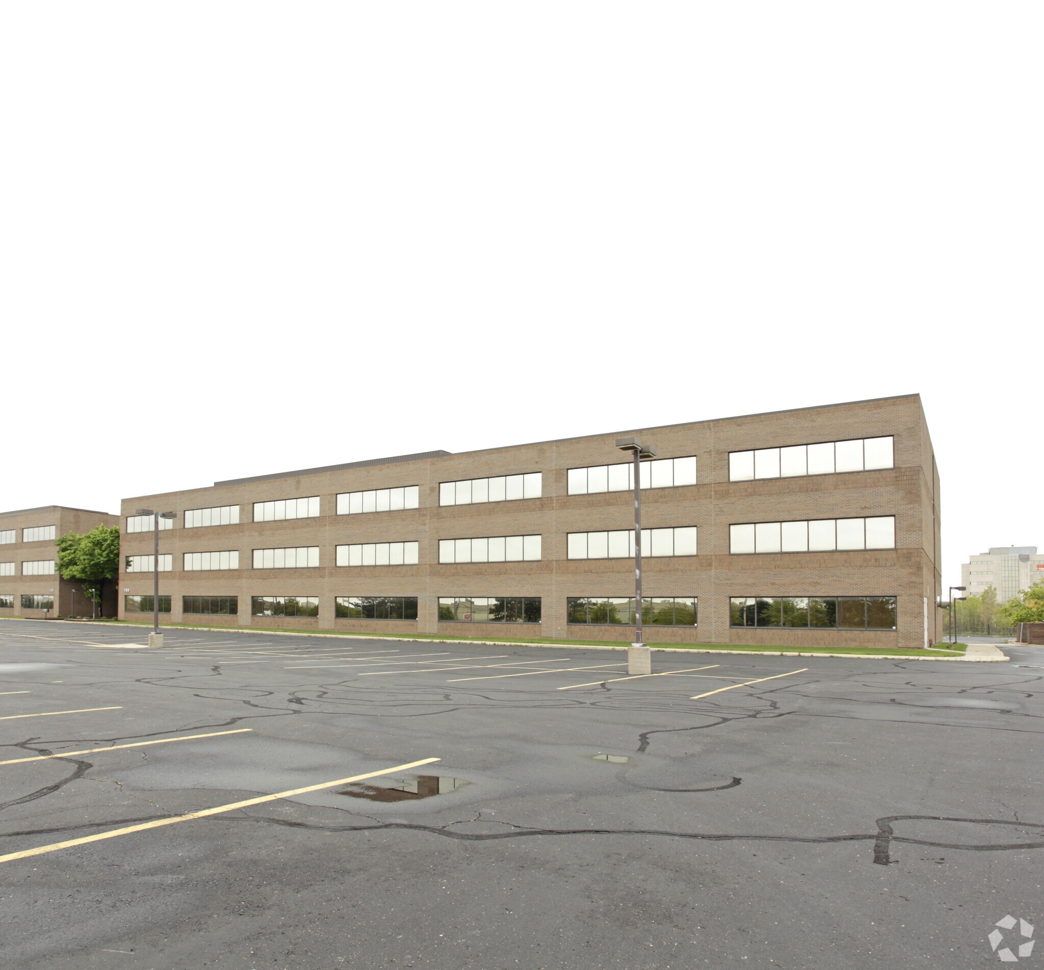 789 Chicago Rd, Troy, MI à vendre Photo principale– Image 1 sur 13