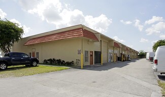 Plus de détails pour 8410-8432 NW 61st St, Miami, FL - Local d'activités à louer