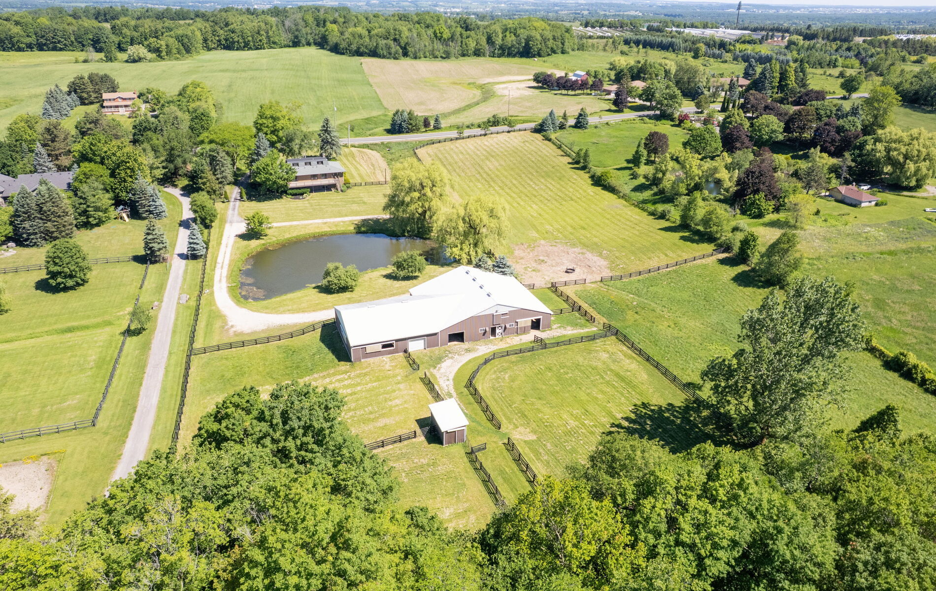 6375 17th Sideroad, Schomberg, ON à vendre Photo de l’immeuble– Image 1 sur 18