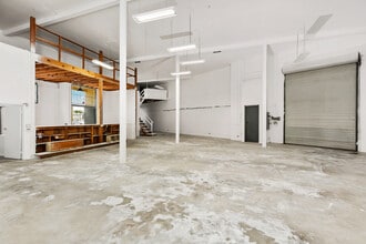 4931 Venice Blvd, Los Angeles, CA à louer Photo de l’immeuble– Image 2 sur 26