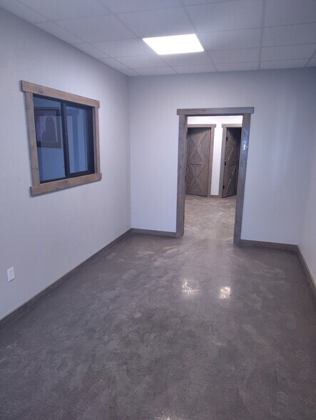 155 US 285 N hwy, Pecos, TX à vendre - Hall d’entrée – Image 3 sur 29