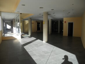 Local commercial dans Vilafranca del Penedès, Barcelona à louer Photo intérieure– Image 2 sur 28