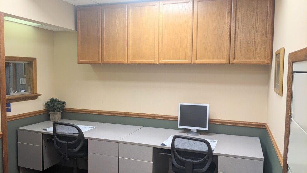 226 Seventh St, Garden City, NY à louer - Photo intérieure – Image 3 sur 7