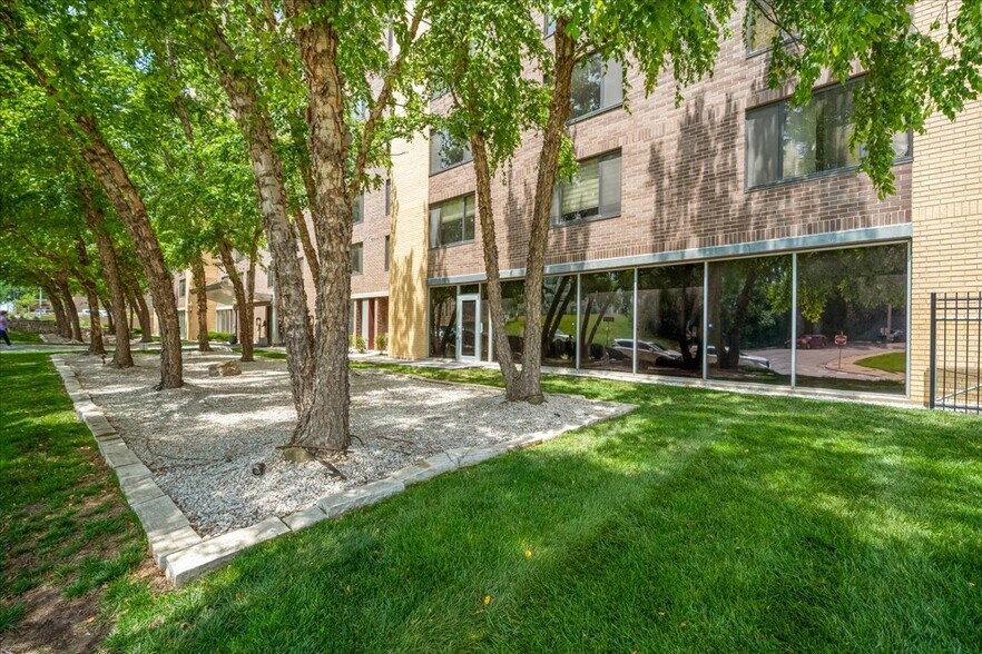 600 E 8th St, Kansas City, MO à louer - Photo de l’immeuble – Image 2 sur 20