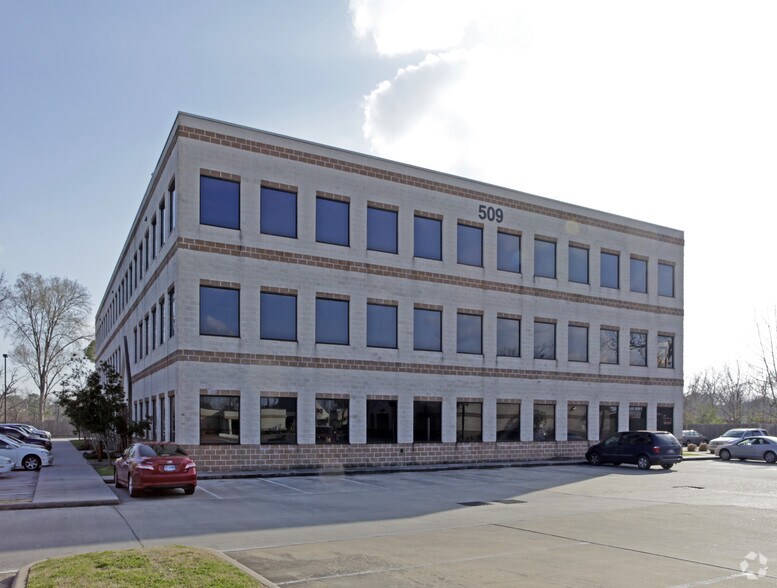 509 W Tidwell Rd, Houston, TX à louer - Photo de l’immeuble – Image 3 sur 4