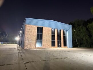 Plus de détails pour 3505 W Admiral Doyle Dr, New Iberia, LA - Local d'activités à louer