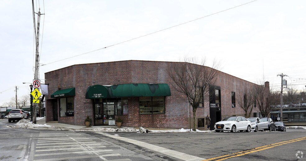 1875 Palmer Ave, Larchmont, NY à louer - Photo principale – Image 2 sur 6