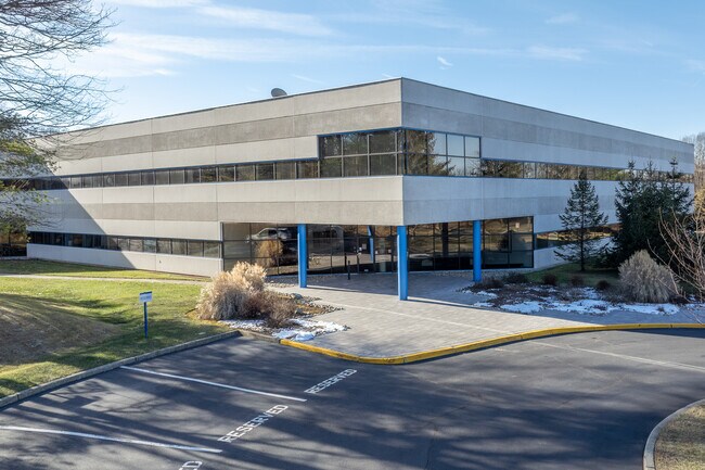 Plus de détails pour 570 Mount Pleasant Ave, Dover, NJ - Industriel/Logistique à louer