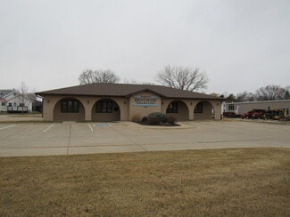 Plus de détails pour 630 S Main St, Monticello, IA - Bureau à vendre