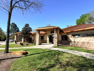 Plus de détails pour 18057 Highway 105 W, Montgomery, TX - Bureau/Médical à louer