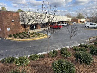 Plus de détails pour 452 - 454 Southlake Blvd, North Chesterfield, VA - Local d'activités à louer
