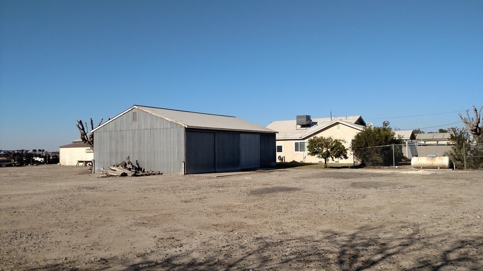 12720 10th Ave, Hanford, CA à vendre - Photo de l’immeuble – Image 2 sur 7