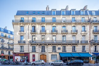 Plus de détails pour 79 Rue Jouffroy D'Abbans, Paris - Bureau à louer