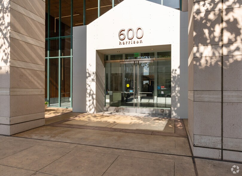 600 Harrison St, San Francisco, CA à louer - Photo de l’immeuble – Image 2 sur 5