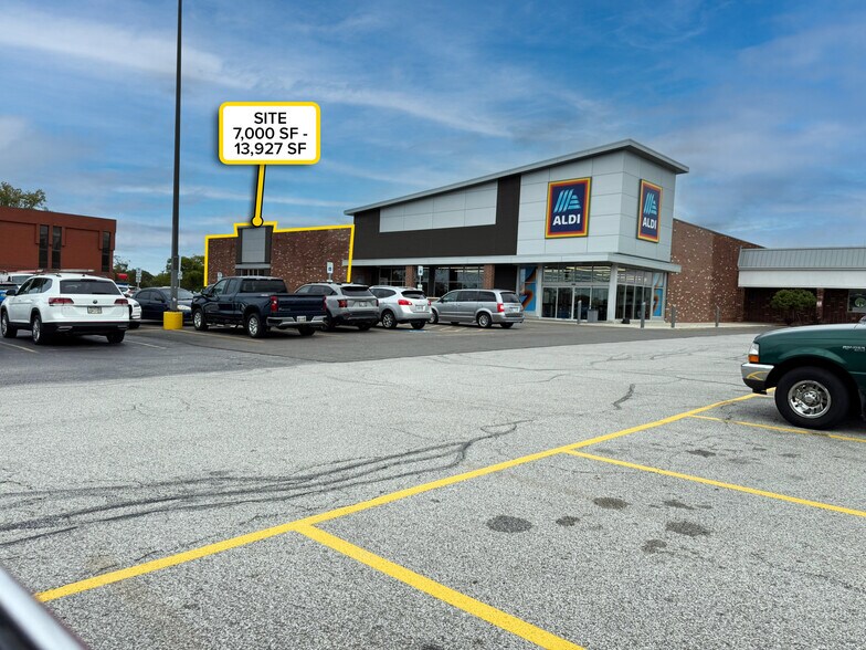 6807-6891 Ridge Rd, Parma, OH à louer - Photo de l’immeuble – Image 2 sur 4