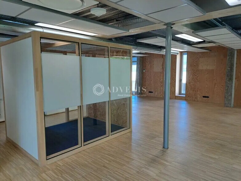 Bureau dans Nantes à louer - Photo de l’immeuble – Image 3 sur 13
