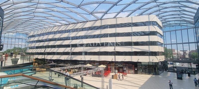 Bureau dans Lille à louer - Photo de l’immeuble – Image 2 sur 7