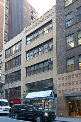 Plus de détails pour 40 W 39th St, New York, NY - Bureau à louer