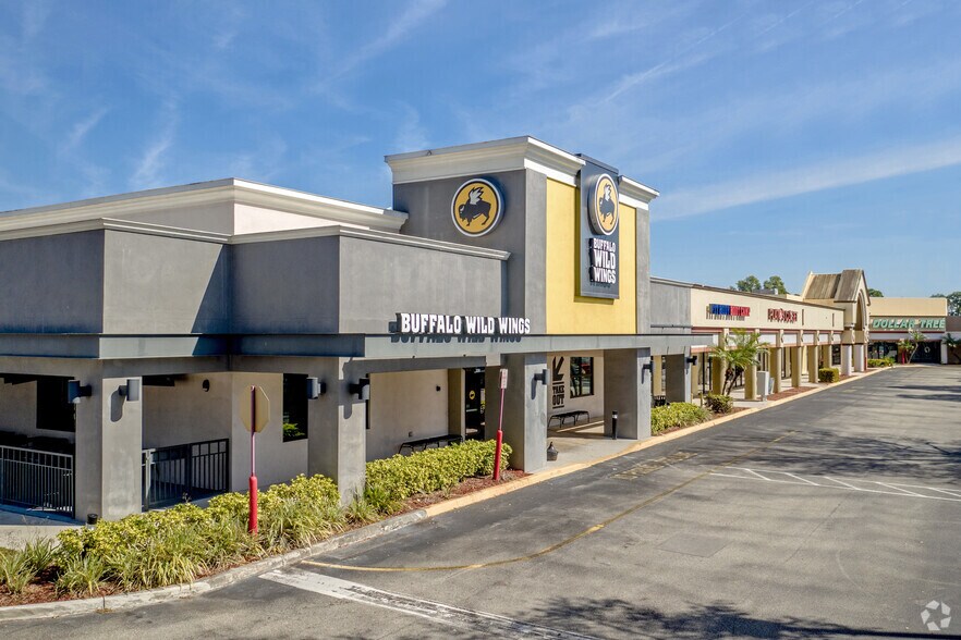 3183-3299 NW Federal Hwy, Jensen Beach, FL à louer - Photo de l’immeuble – Image 3 sur 9