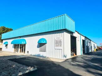 Plus de détails pour 4573 Enterprise Ave, Naples, FL - Industriel/Logistique à louer